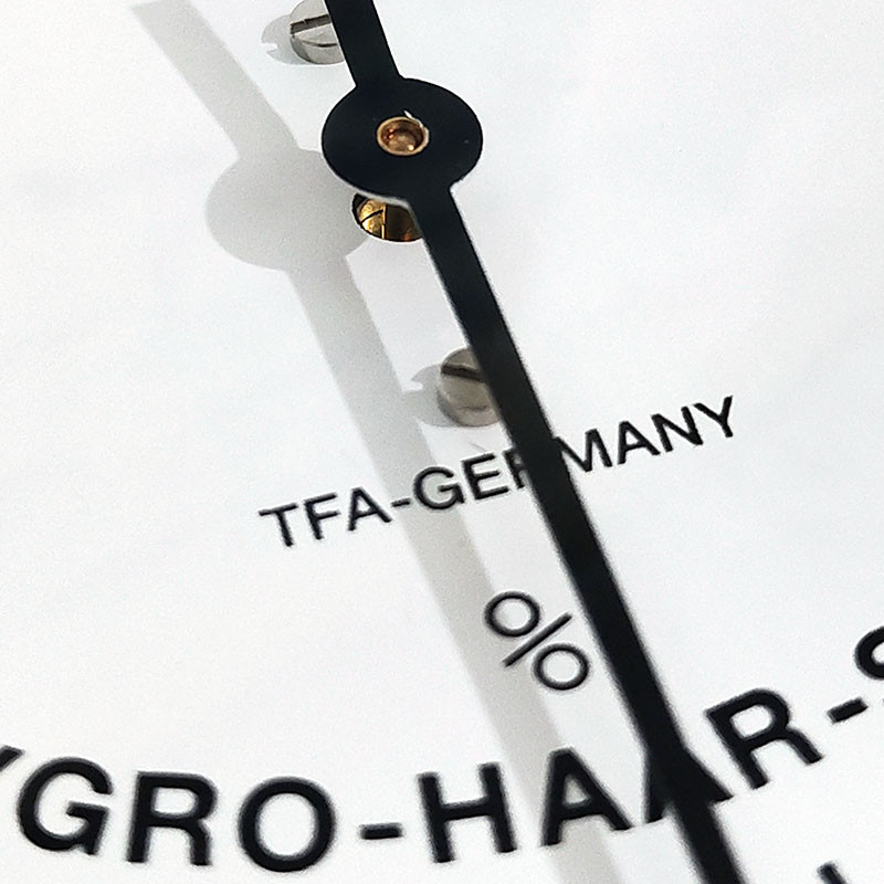 دماسنج و رطوبت سنج صنعتی تی اف ای مدل 40.1032 دماسنج و رطوبت سنج صنعتی تی اف ای مدل 40.1032