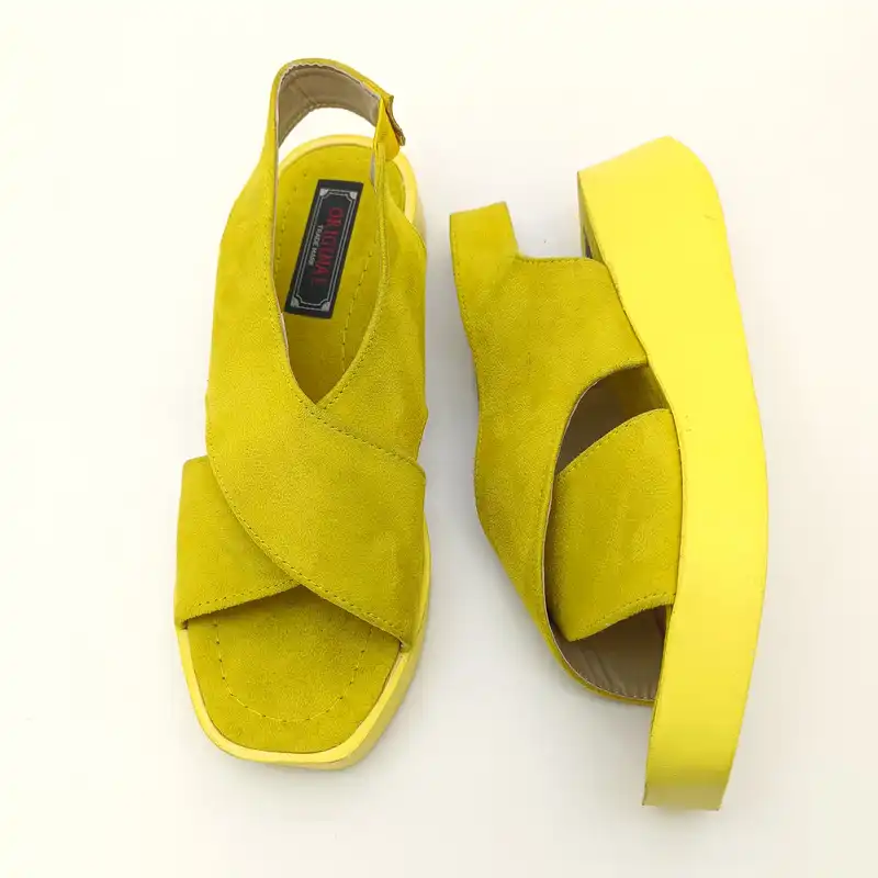 صندل زنانه مدل P 48