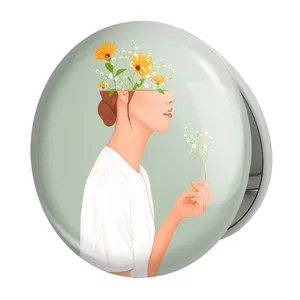 آینه جیبی خندالو طرح دخترانه مدل تاشو کد 25637 