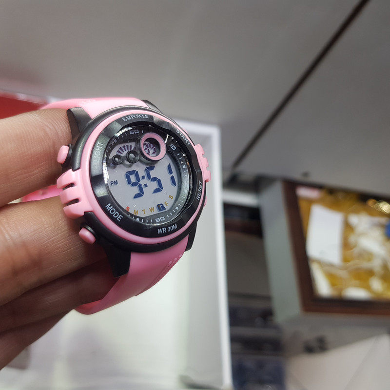 ساعت مچی دیجیتال امپاور مدل 01 کد 8805i