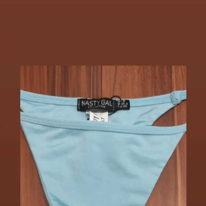 مایو زنانه ناستیگال مدل NA10