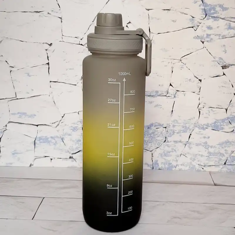 قمقمه مدل پاستیلی پیچی گنجایش 1 لیتر