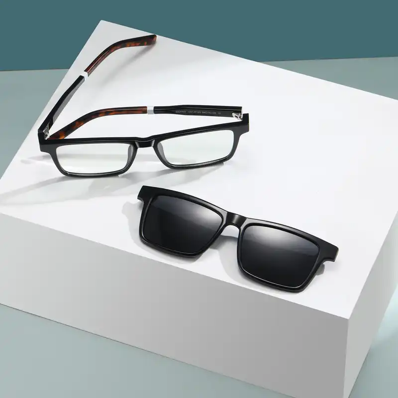 فریم عینک طبی مدل CG7703C01-P97 Polarized Double Switch به همراه کاور آفتابی