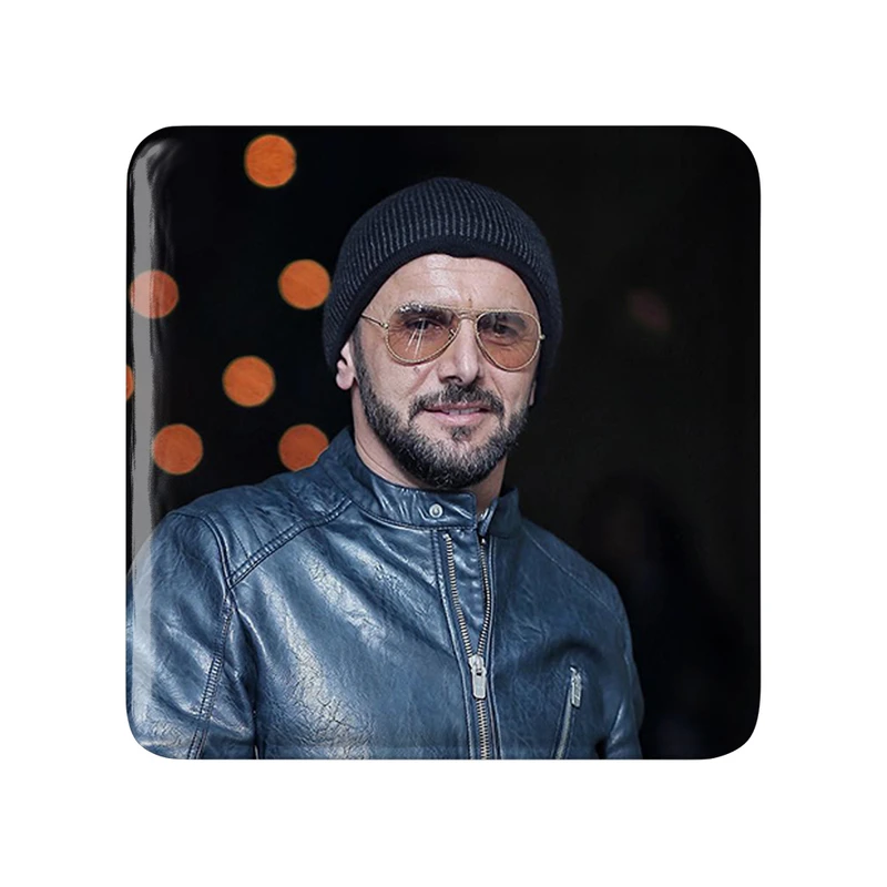 مگنت خندالو مدل امین حیایی کد 6323