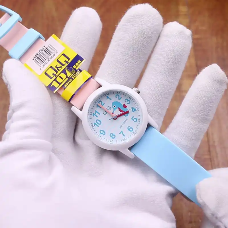 ساعت مچی عقربه ای بچگانه کیو اند کیو مدل VS49j001Y