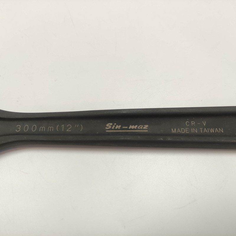 آچار فرانسه سین ماز مدل CR-VR12 سایز 12 اینچ آچار فرانسه سین ماز مدل CR-VR12 سایز 12 اینچ