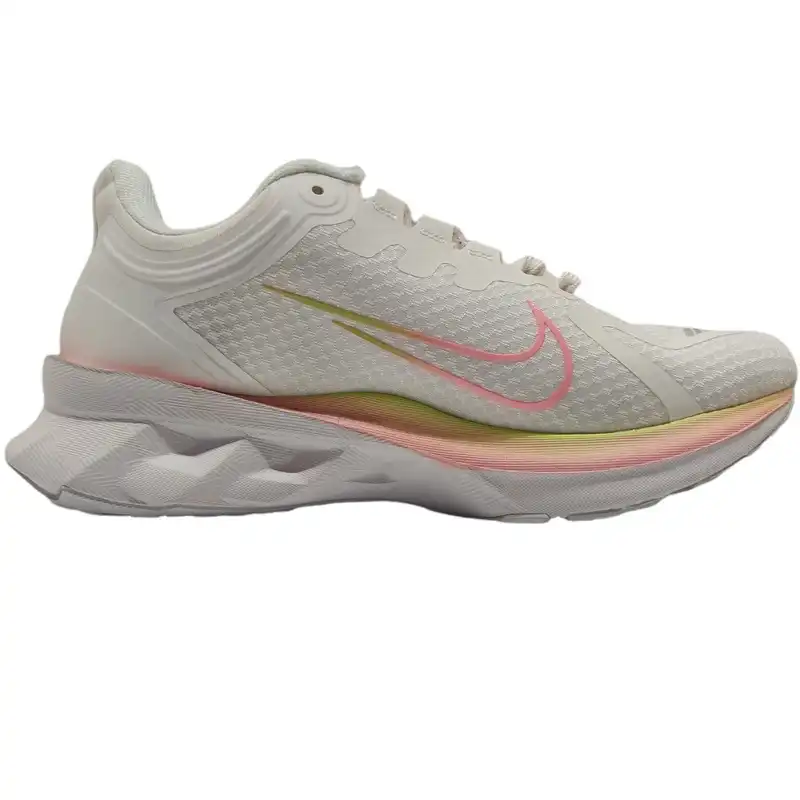 کفش پیاده روی زنانه مدل zoom structrue 7x