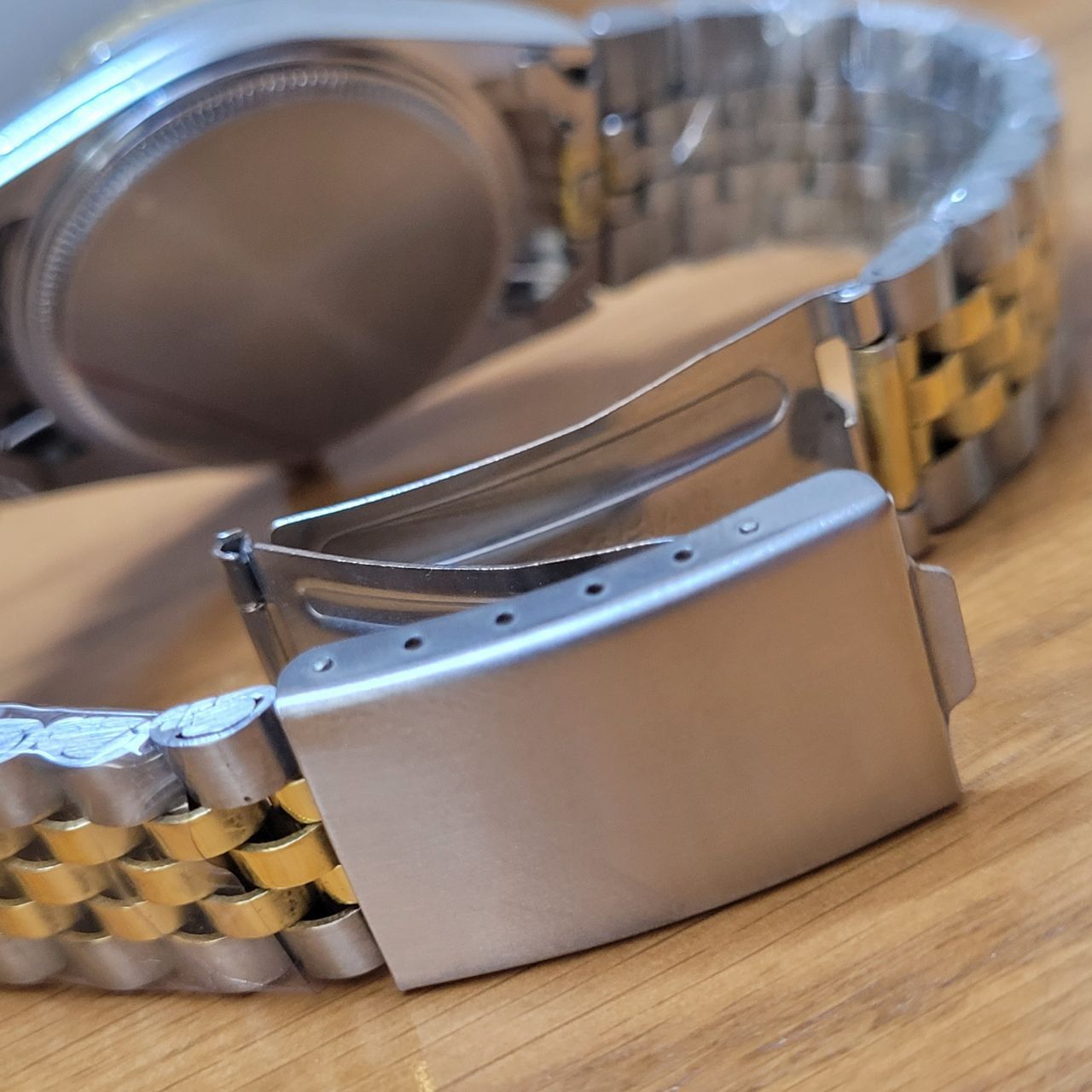 ساعت مچی عقربه ای زنانه  مدل دیت جاست Szz -  - 4