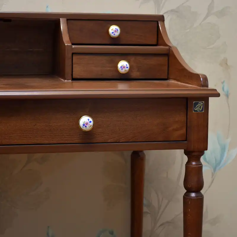 میز تحریر هفت رج مدل جودی ابت