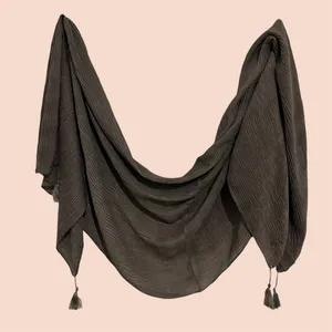 شال زنانه مدل نخی بریشکا پلیسه مزون دوز کد ۰۰۵۷