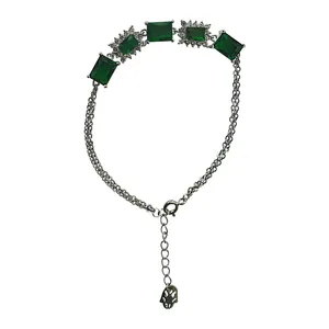 دستبند نقره زنانه مدل نگین کد B52