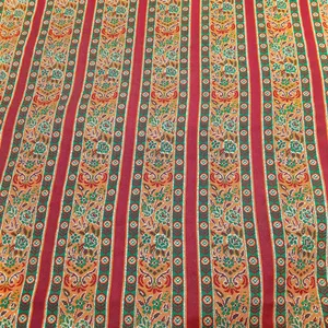 پارچه رومیزی طرح ترمه کد 107 مدل gh-na