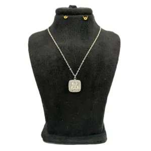 گردنبند زنانه مدل تک نگین انگشتری