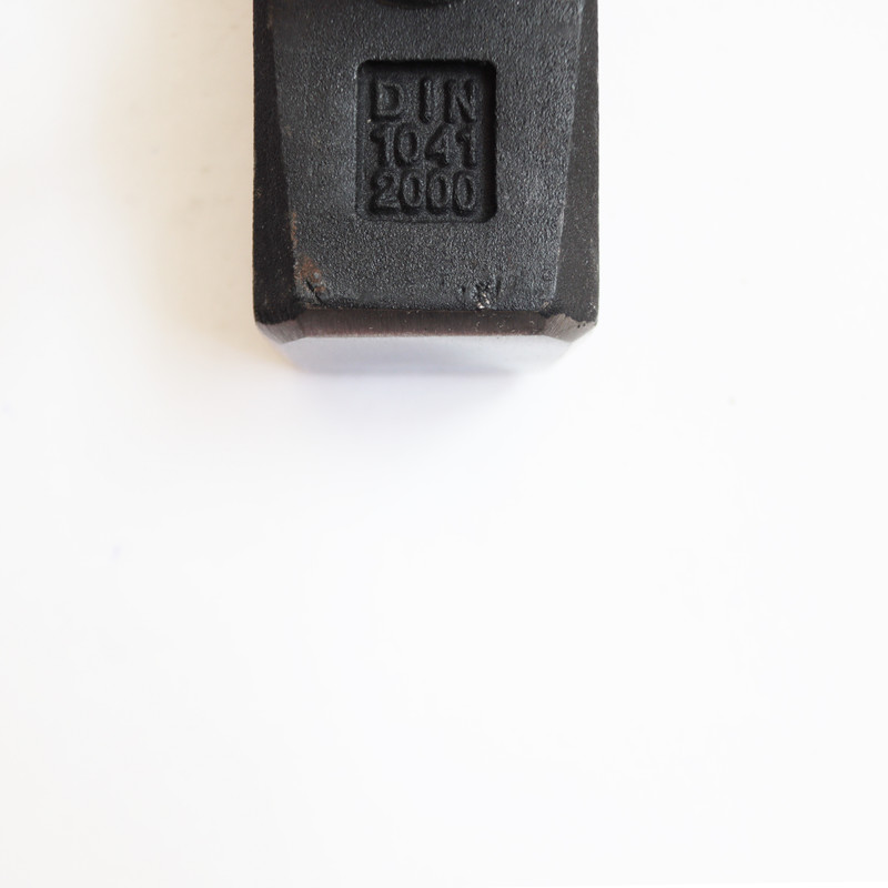 چکش مدل هورس کد YPAT-MOHANDESI-2000GR وزن 2370 گرم چکش مدل هورس کد YPAT-MOHANDESI-2000GR وزن 2370 گرم