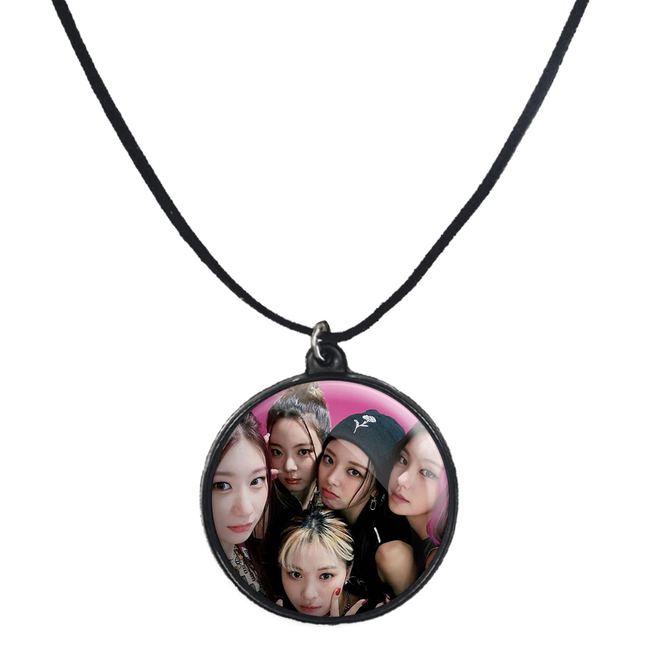 گردنبند پرمانه طرح گروه موسیقی ایتزی کد pmb.13245 مدل دو طرفه