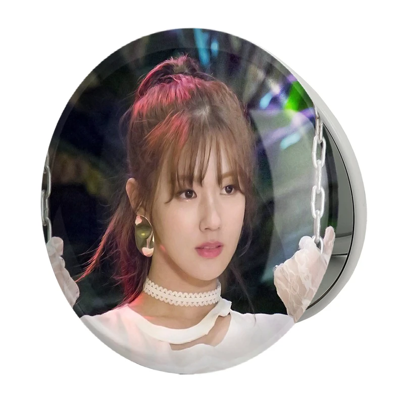 آینه جیبی خندالو طرح میون گروه جی آیدل GIdle مدل تاشو کد 19526 