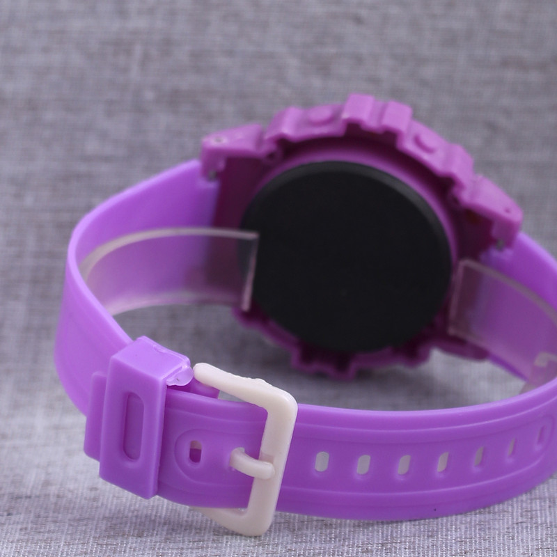 ساعت مچی دیجیتال مدل LE 16092 -B-M ساعت مچی دیجیتال مدل LE 16092 -B-M