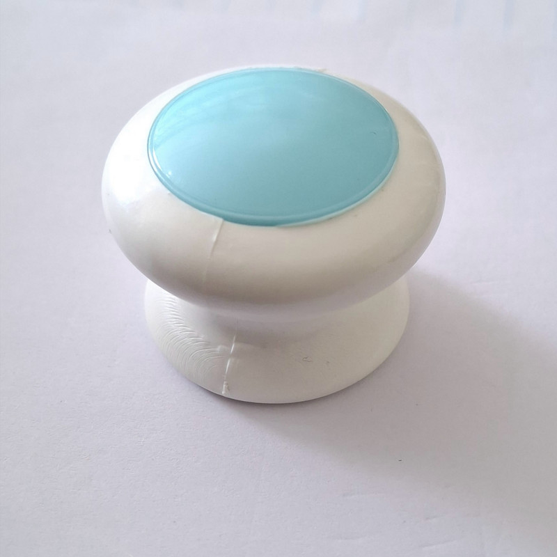 دستگیره کمد مدل تک پیچ دو رنگ بسته 6 عددی دستگیره کمد مدل تک پیچ دو رنگ بسته 6 عددی