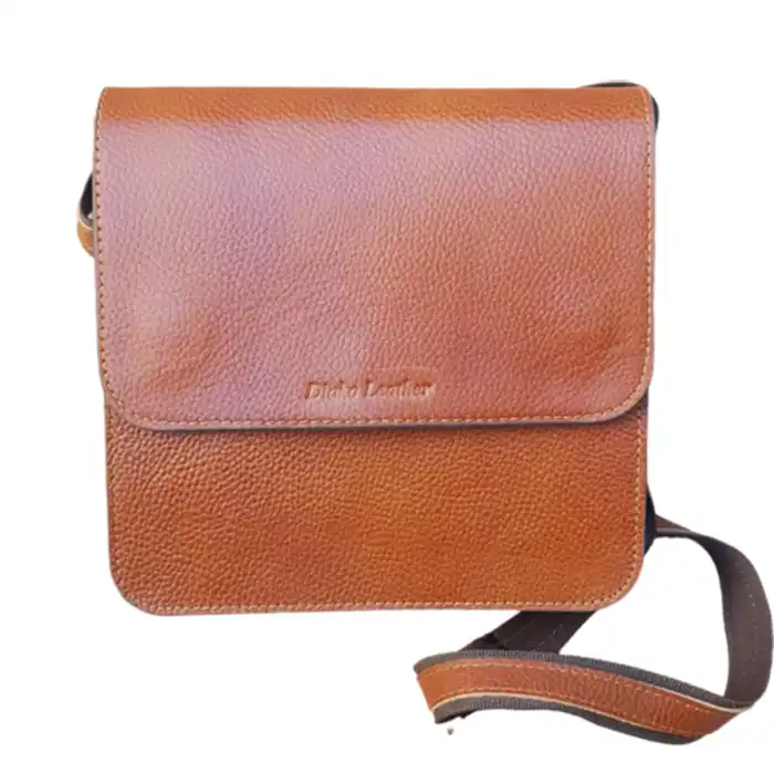 کیف رودوشی چرم دیاکو مدل md122f