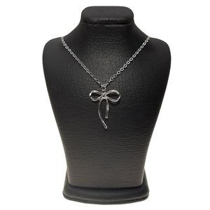 گردنبند زنانه مدل پاپیون