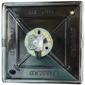 چراغ دیواری لیوزاد مدل مکعب کد lu715