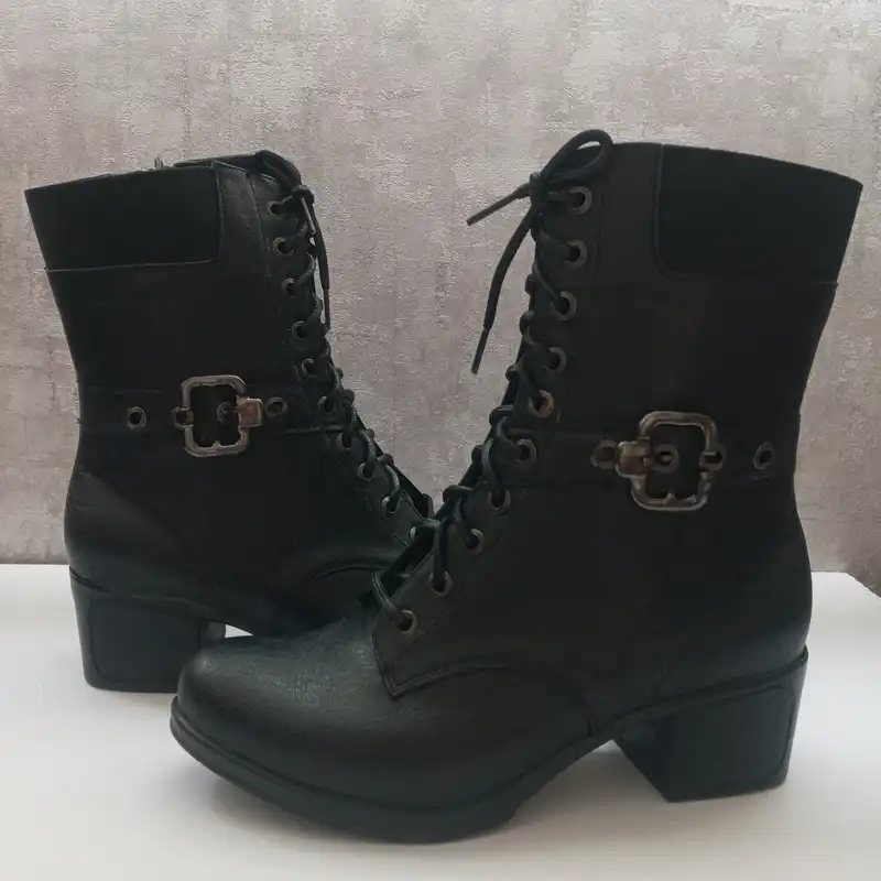 نیم بوت زنانه مدل سربازی