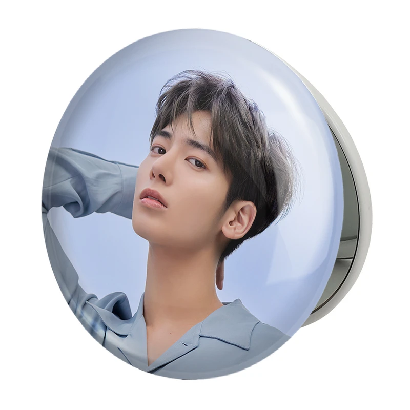 آینه جیبی خندالو طرح تهیون گروه تی اکس تی TXT مدل تاشو کد 20065 