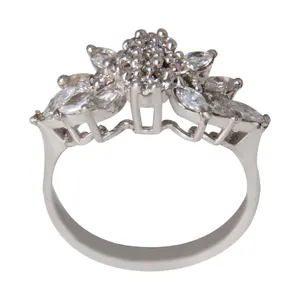 انگشتر نقره زنانه مدل آبکاری رادیوم کد AWR_865