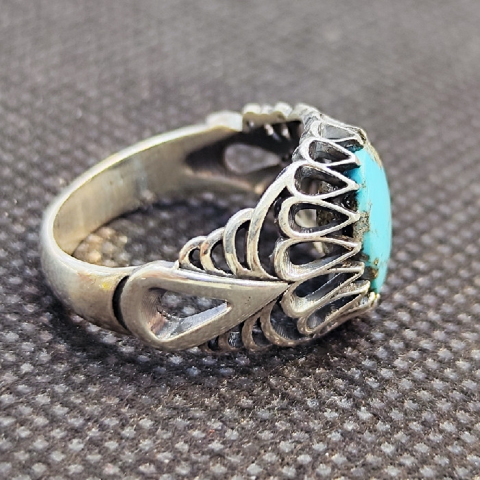 انگشتر نقره مردانه مدل سنگ فیروزه نیشابور کد 327 انگشتر نقره مردانه مدل سنگ فیروزه نیشابور کد 327