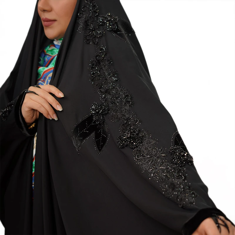 عکس شماره 3 : چادر عبایی مدل مهرسا پلاس