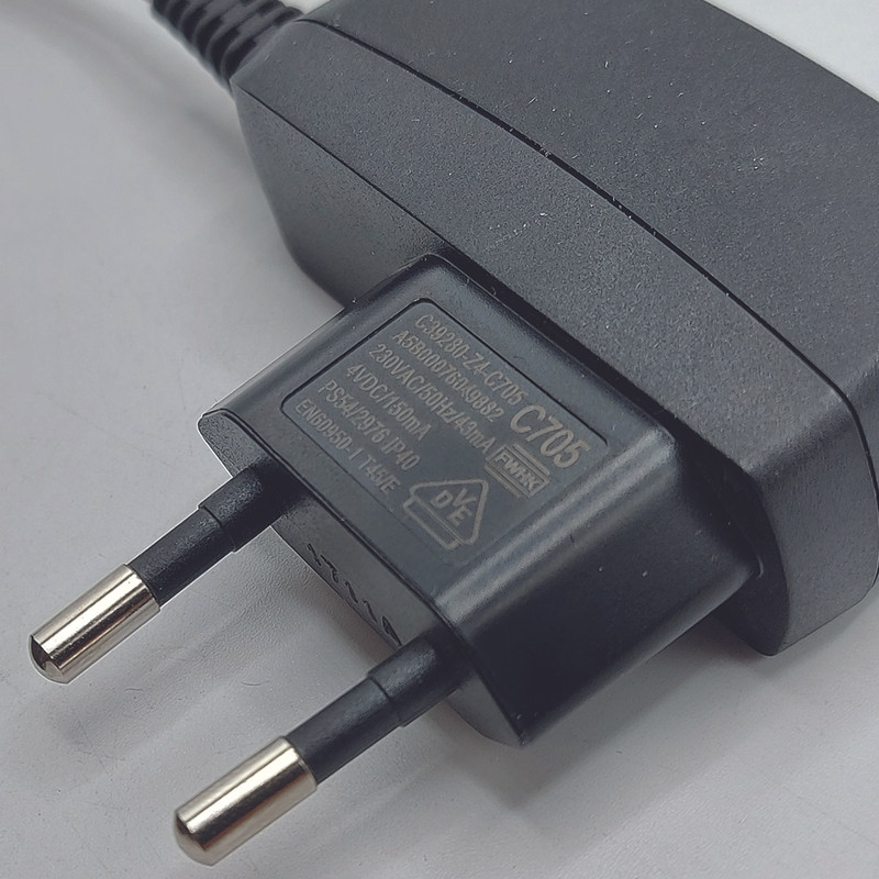 آداپتور 4.0 ولت 0.150 آمپر مدل C705 آداپتور 4.0 ولت 0.150 آمپر مدل C705