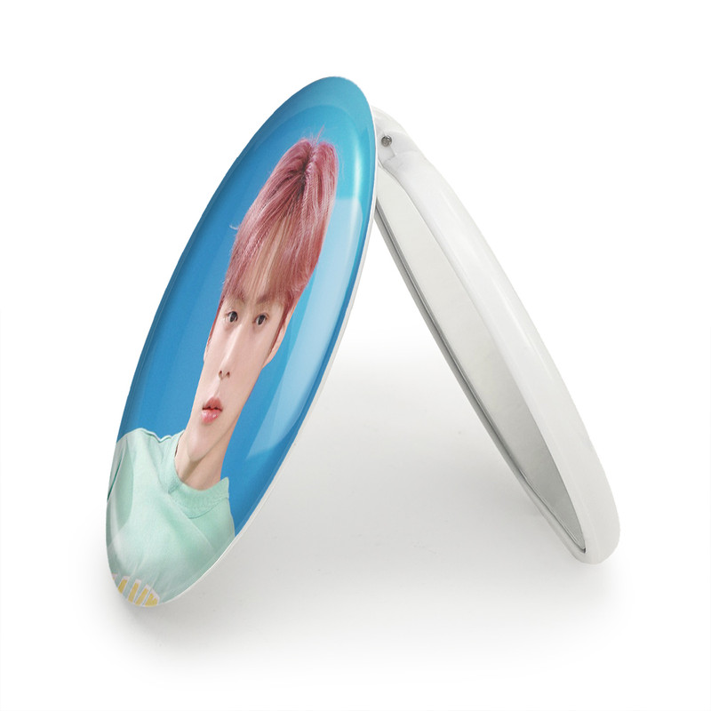 آینه جیبی خندالو طرح مینهیوک گروه مانستا اکس MONSTA X مدل تاشو کد 21162