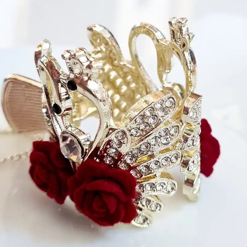 کلیپس مو زنانه مدل سامورایی دم اسبی آویزدار گل رز کد brg 730