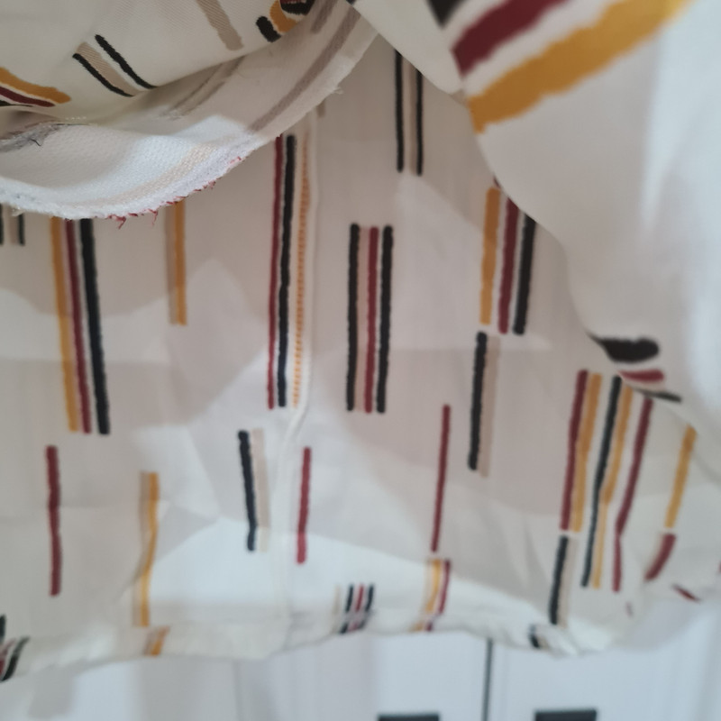 بلوز زنانه مدل یقه چپ و راستی ساتن کد 2