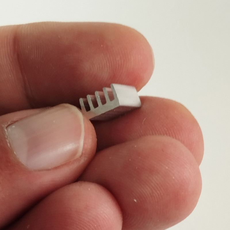 هیت سینک های فایو استور مدل HI5 9X9MM بسته 5 عددی