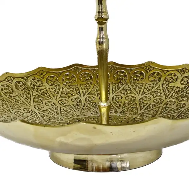 شیرینی خوری برنجی مدل سه طبقه 180805