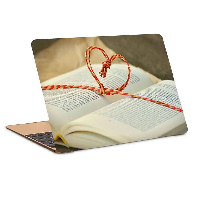 استیکر لپ تاپ طرح book heart loveکد P-663 مناسب برای لپ تاپ 15.6 اینچ