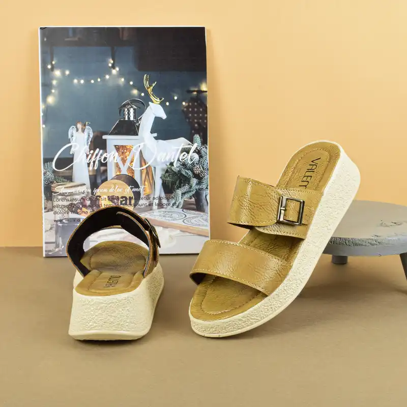 صندل زنانه والمو مدل لگرنیو کد CR.2931