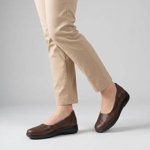 کفش طبی زنانه پاتکان مدل J103
