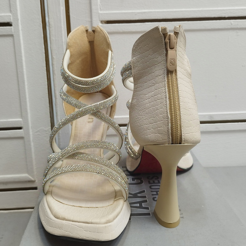 صندل زنانه مدل نگینی