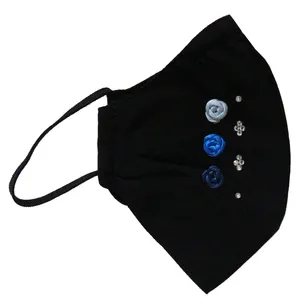 ماسک پارچه ای زنانه مدل M1013 ربان دوزی
