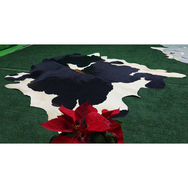 فرش پوست مدل هولشتاین