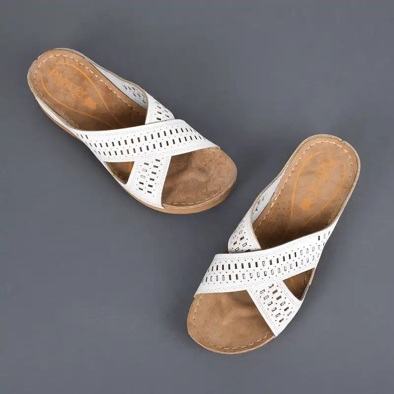 دمپایی زنانه پاپا مدل WH.2283