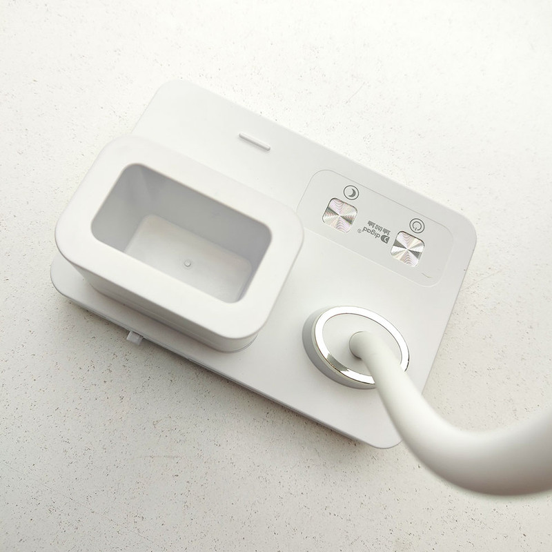 چراغ مطالعه شارژی مدل سه حالته کد 1945