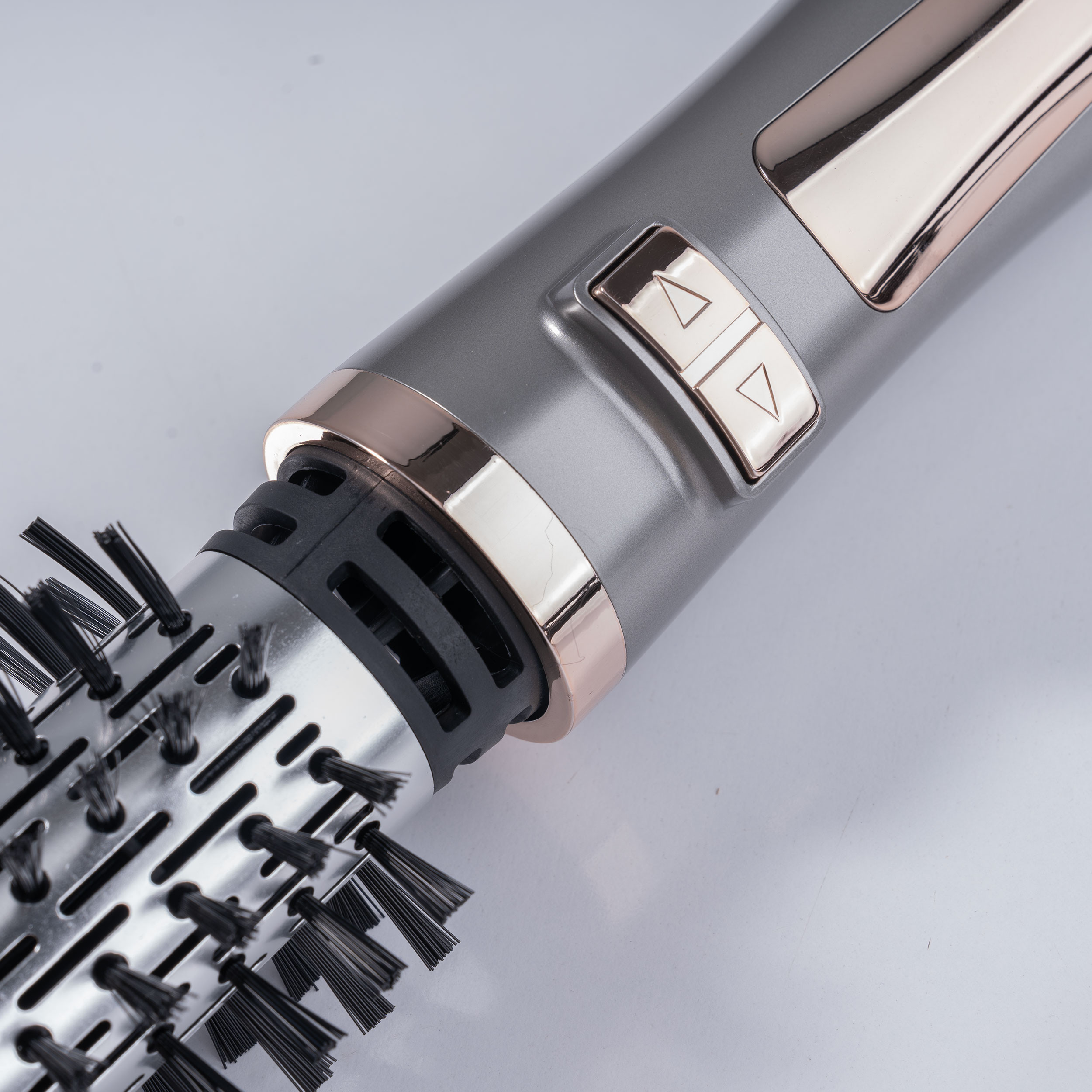 سشوار برس دار چرخشی جیمی مدل GM-4830 سشوار برس دار چرخشی جیمی مدل GM-4830