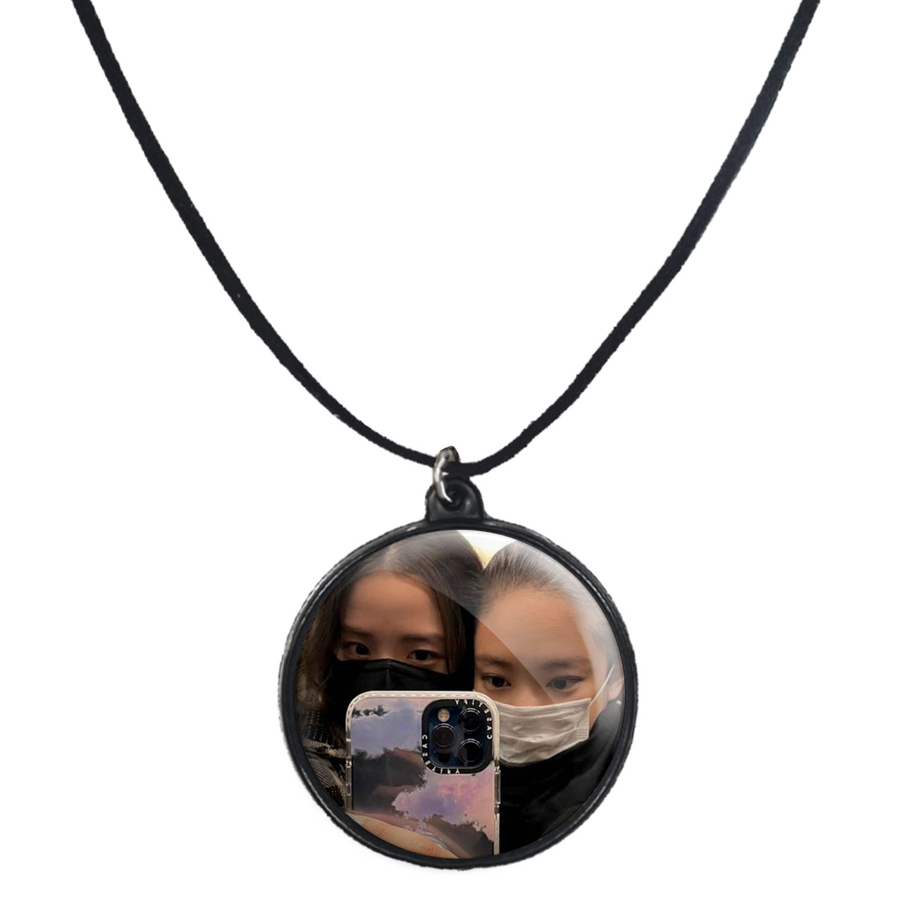 گردنبند پرمانه طرح بلک پینک کد pmb.6720 مدل دو طرفه