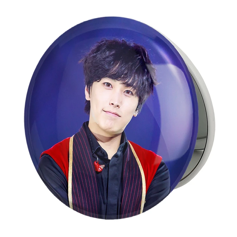 آینه جیبی خندالو طرح سونگ مین گروه سوپر جونیور Super Junior مدل تاشو کد 12176