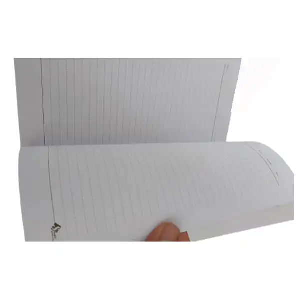 دفتر کلاسور 100 برگ گلبرگ کد 9376526 به همراه کاغذ کلاسور بسته 100 عددی