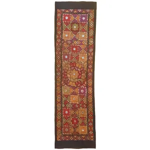 رومیزی سوزن دوزی کد SOOZRA42