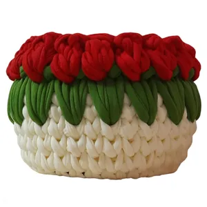 سبد قلاب بافی تریکو مدل گل لاله